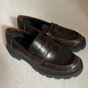 Lug sole loafers